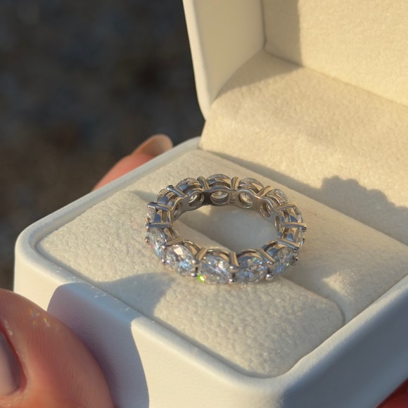 7cttw vvs1 moissanite 5mm eternity band size 6 - Picture 1 of 11